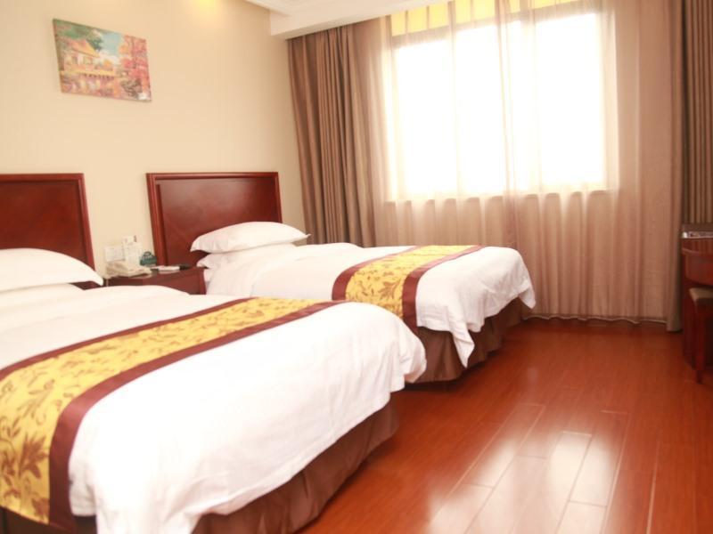 Greentree Minhang District Pujiang Town Jiangyue Road Metro Station Hotel Shanghai